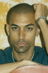 Amar Sotomayor headshot