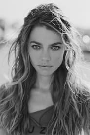 Denise Richards isCindy Styne