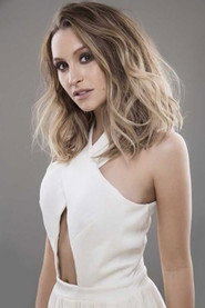 Carla Diaz 300x450