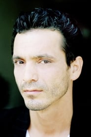 Murat Yılmaz as Yunus