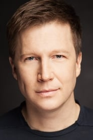 Noel Johansen as Dan Tapley