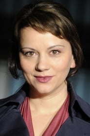 Tamara Simunovic as Tina Burckhard