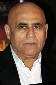 Puneet Issar is Mahi's Father