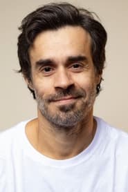 Profile picture of Erom Cordeiro who plays Delegado João Portella