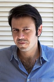 Stefanos Kosmidis as Spyros