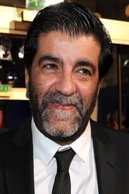 Alain Attal as Alain Attal, le producteur