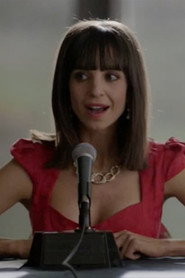 Farrah Aviva 666x1000