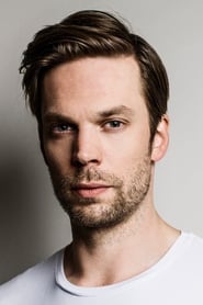 Mikko Nousiainen is Joonas