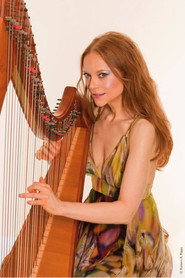 Erin Hill as Annie Blake