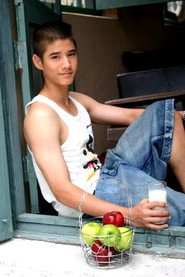 Mario Maurer 300x450