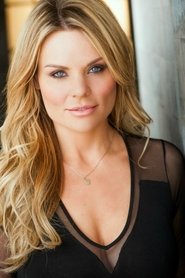 Julianne Arrieta headshot