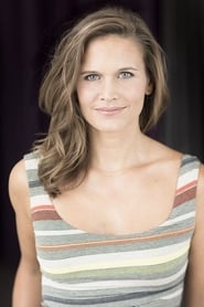 Ashley Noel as Amanda Clark (uncredited)