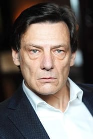 Toby Eddington as Consultant