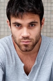 Deniz Arora as Efe Aksoy