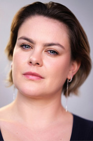 Molly Hanson photo 3