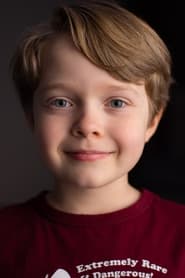 Jacobi Jupe as Young Tom