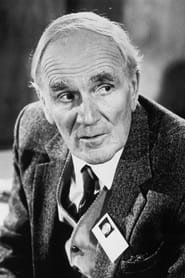 Desmond Llewelyn