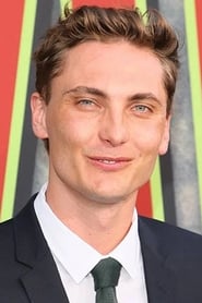 Eamon Farren as Older Rabbit