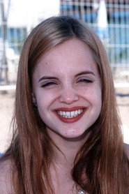 Mena Suvari photo 6