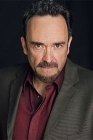 Daniel Zacapa as Walter