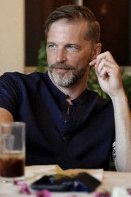 Michael T. Davis as Racer (uncredited)