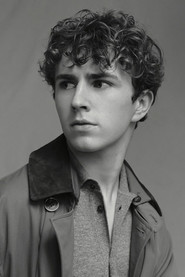 Walker Scobell photo