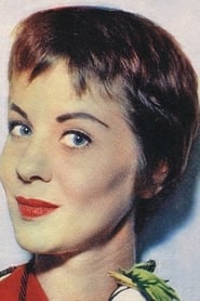 Luciana Angiolillo is Gianna Cortona