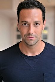 Juan Pablo Veizaga as Richard Williams