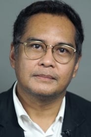 John Arcilla is Fr. Fernando Suarez