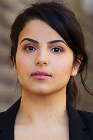 Photo de Nisrine Amine, qui joue Mrs. Chidiac dans Here Out West