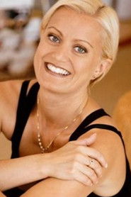 Carina Jaarnek as Self