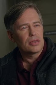 Wayne Ward as Walter Riggins