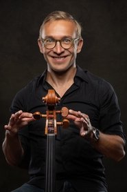 Benoît Chapeaux is Self : Cellist