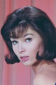 Image Yvonne Craig