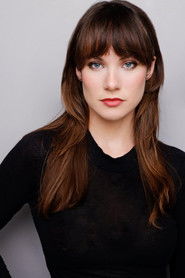 Photo de Kelly Tappan, qui joue Riley dans Children of the Pines