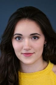 Isabella Fay as Suze