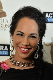 Amanda Brugel 400x601