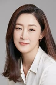 Kim Sun-hwa as Hanbok shop owner's friend