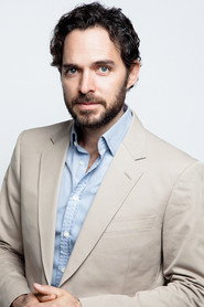 Manolo Cardona 700x1050