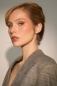 Caroline Hebert — Fotoğraf 2