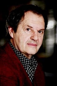 Jean-Claude Bourbault as Le garde-barrière