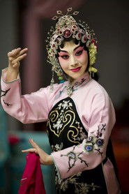 The Wandering Dragon Toys with the Phoenix (京剧游龙戏凤)