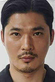 Jung Je-woo as Kuroda