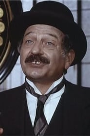 Gabriel Jabbour as Commissaire Martinelli