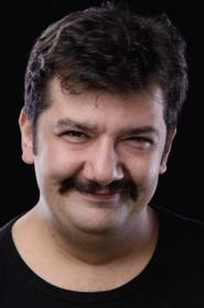 Serhat Kurtay as Avukat