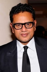 Naeem Khan as Self - Guest Judge