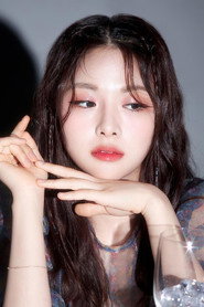 Choi Hyun-young photo 2