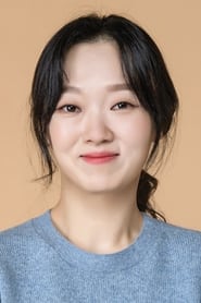 Profile picture of Lee Bong-ryeon who plays Deaconess Jung