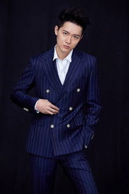 Fu Fangjun as Tang Feng