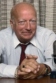 Bob Elliott as Interviewer